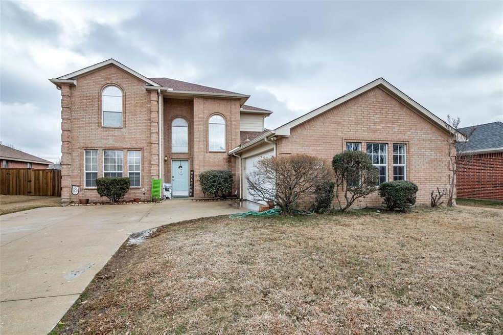 104 N Rolling Meadows Dr, Wylie, TX 75098 - photo 1
