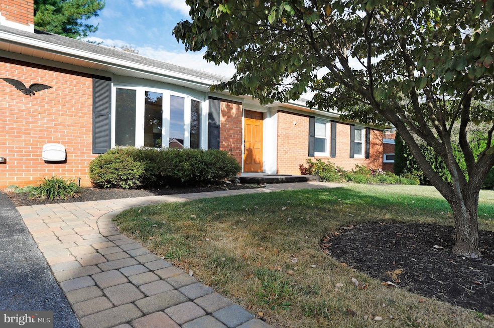 11908 Phylane Dr, Hagerstown, MD 21742 - photo 1