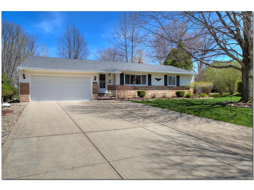 883 Barkston Drive  Welcome Home!