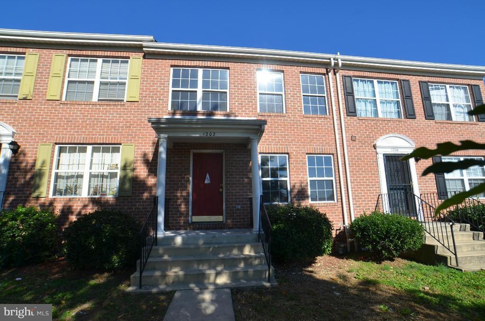 1202 Laurens St, Baltimore, MD 21217 - photo 1