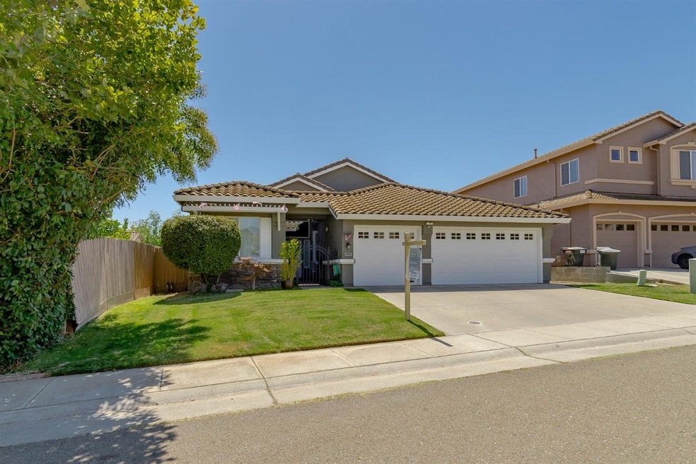 9488 Pournelle Way, Sacramento, CA 95829 - photo 1