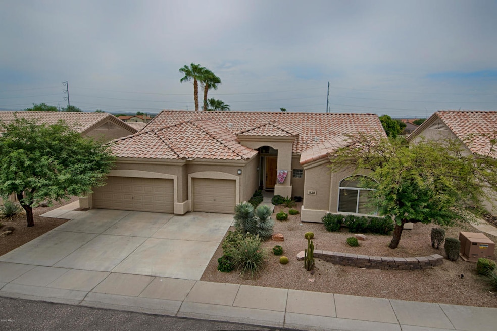 Great curb appeal!