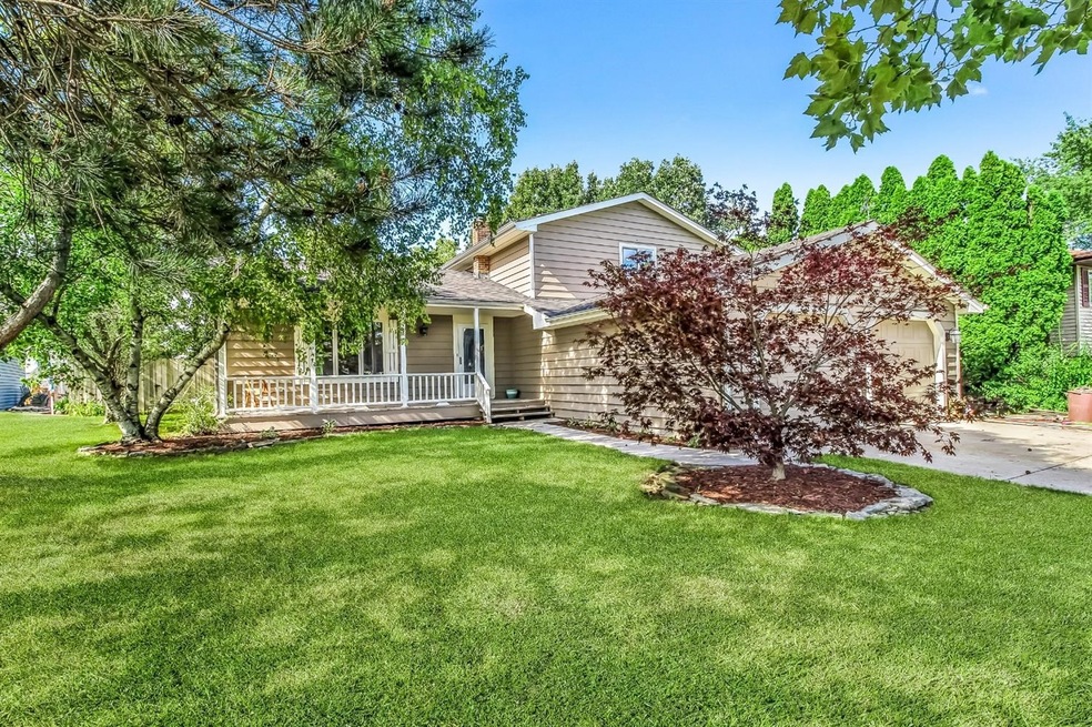 1444 Ceres Dr, Crown Point, IN 46307 - photo 1