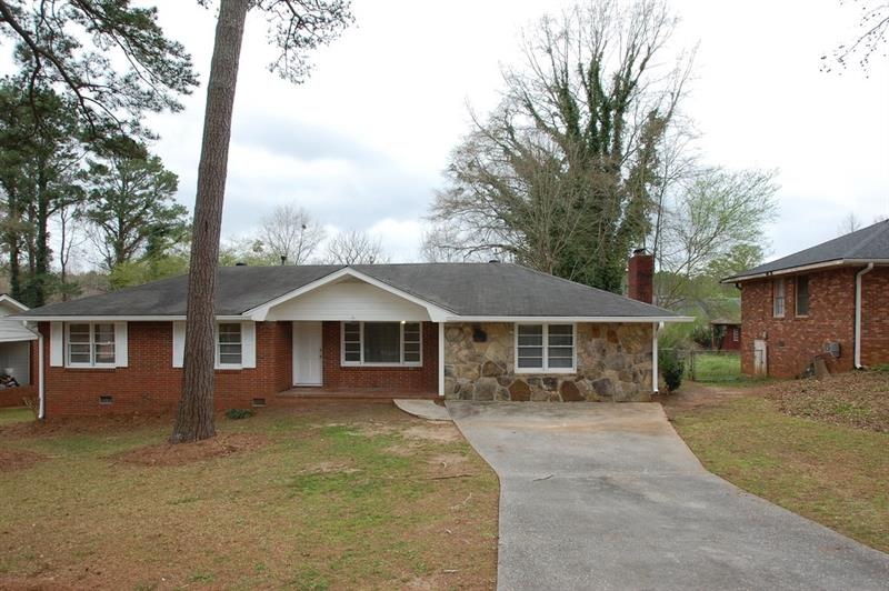 Beautiful 4 sided brick ranch home. Ready for a ne