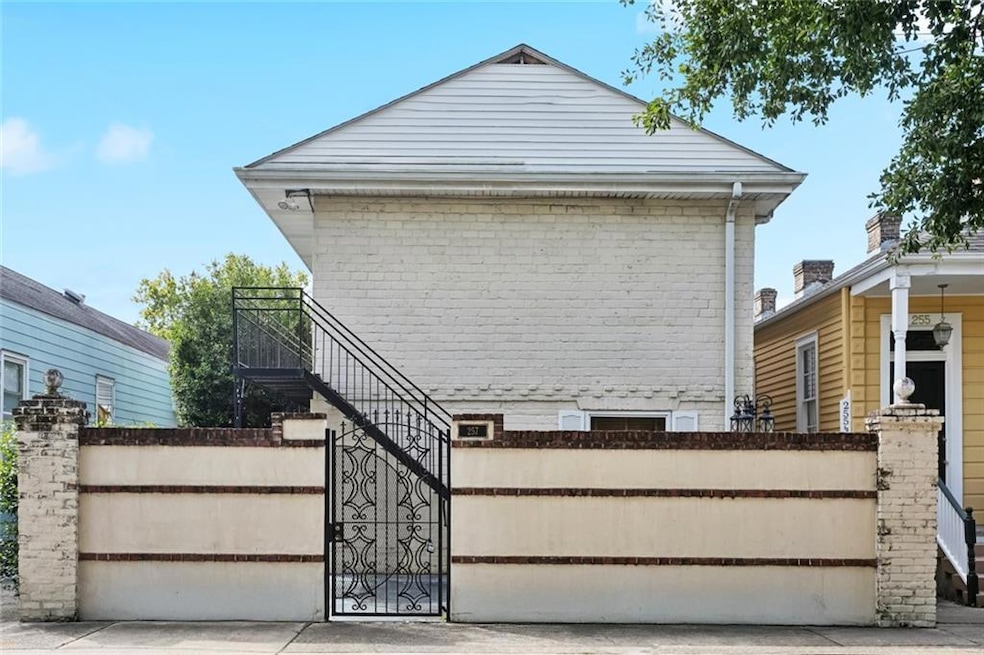 For Sale $129,000 • Co-Listing Agent