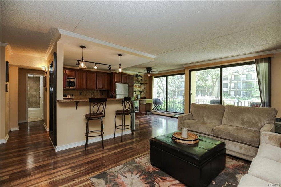 152 Overlook Ave unit 1M, Peekskill, NY 10566 - photo 1