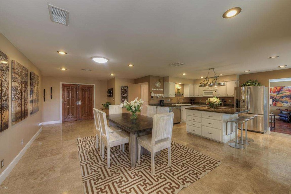 007_Dining - Kitchen