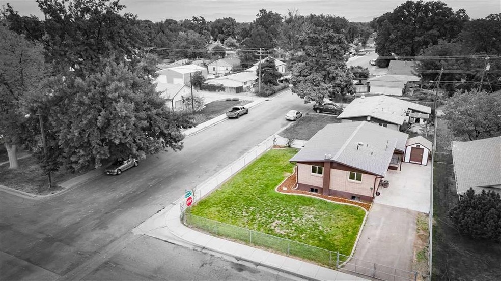 903 E Lincoln Ave, Nampa, ID 83686 - photo 1