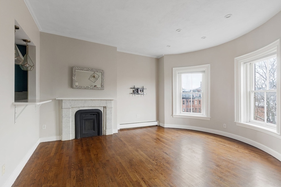 204 W Brookline St unit 4, Boston, MA 02118 - photo 1