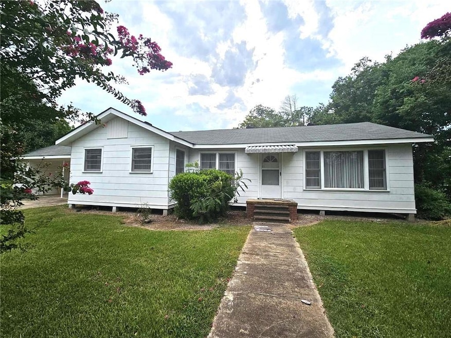 19214 Hwy 124 S None, Jonesville, LA 71343 - photo 1