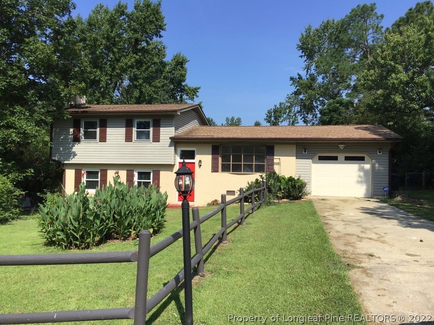 207 Ingleside Dr, Fayetteville, NC 28303 - photo 1