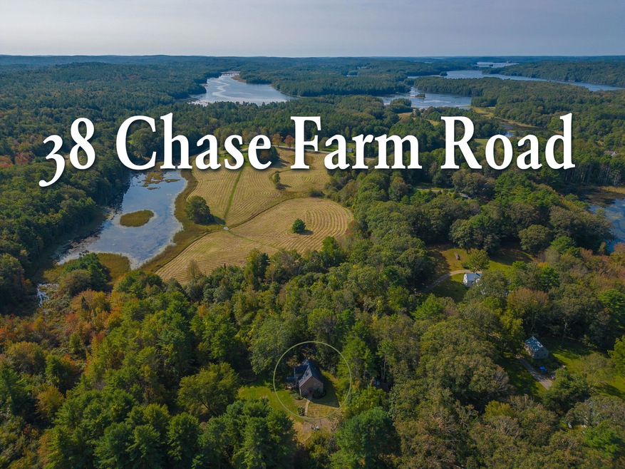 38_Chase_Farm_Road_00
