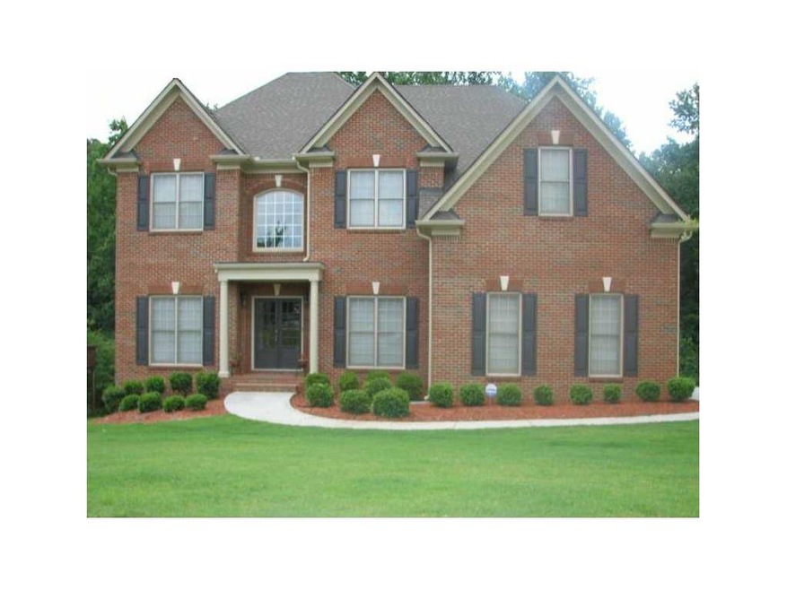 Exterior Front. 3-Sides Brick!