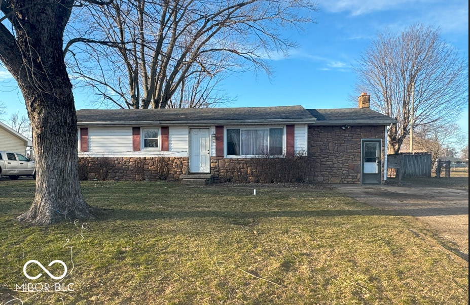 346 Daugherty St, Columbus, IN 47201 - photo 1