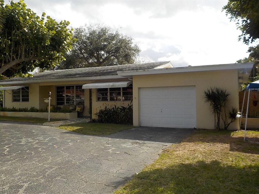 704 Hillcrest Rd, Boynton Beach, FL 33435 - photo 1