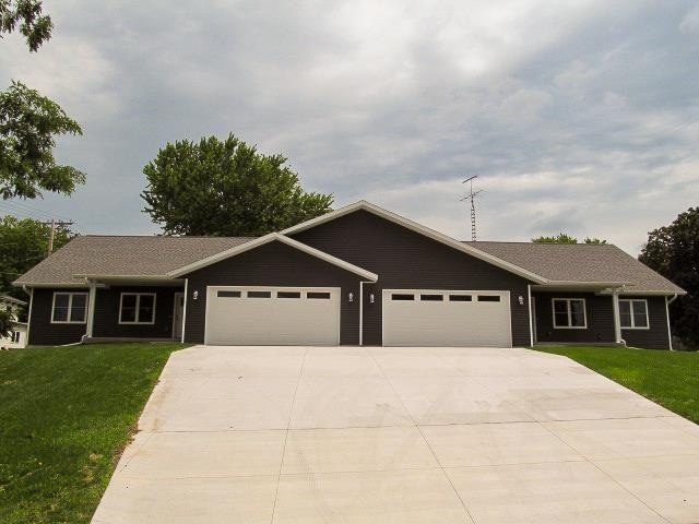 For Sale $299,500 • Co-Listing Agent