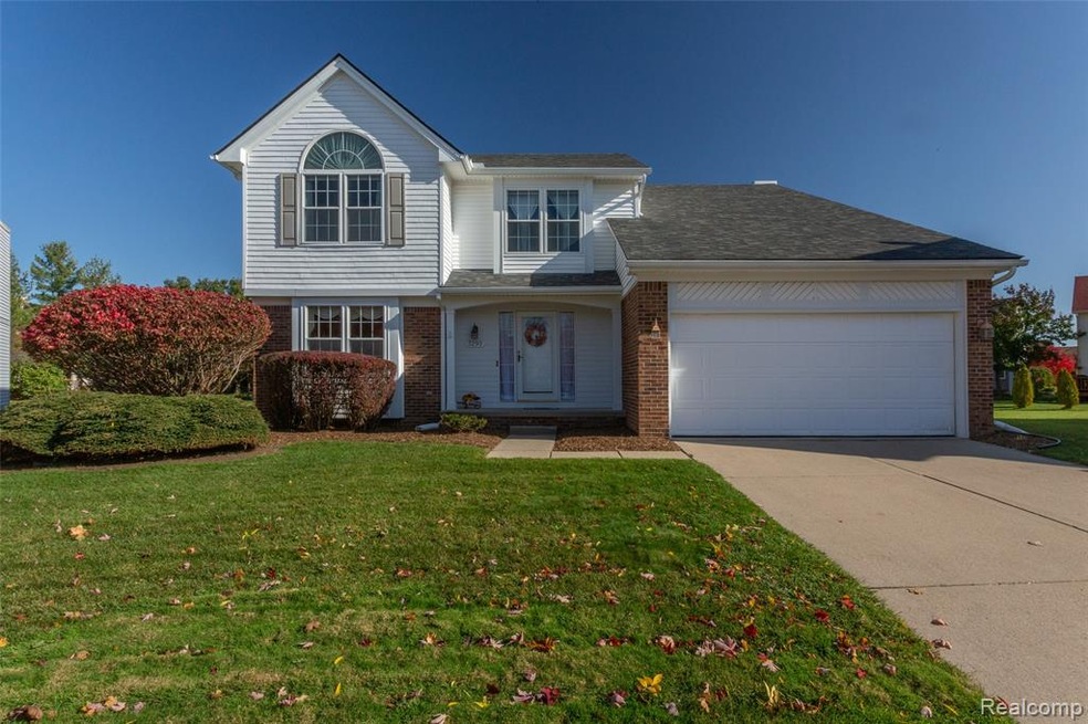 Riverside Court_3293--Front-43.jpg