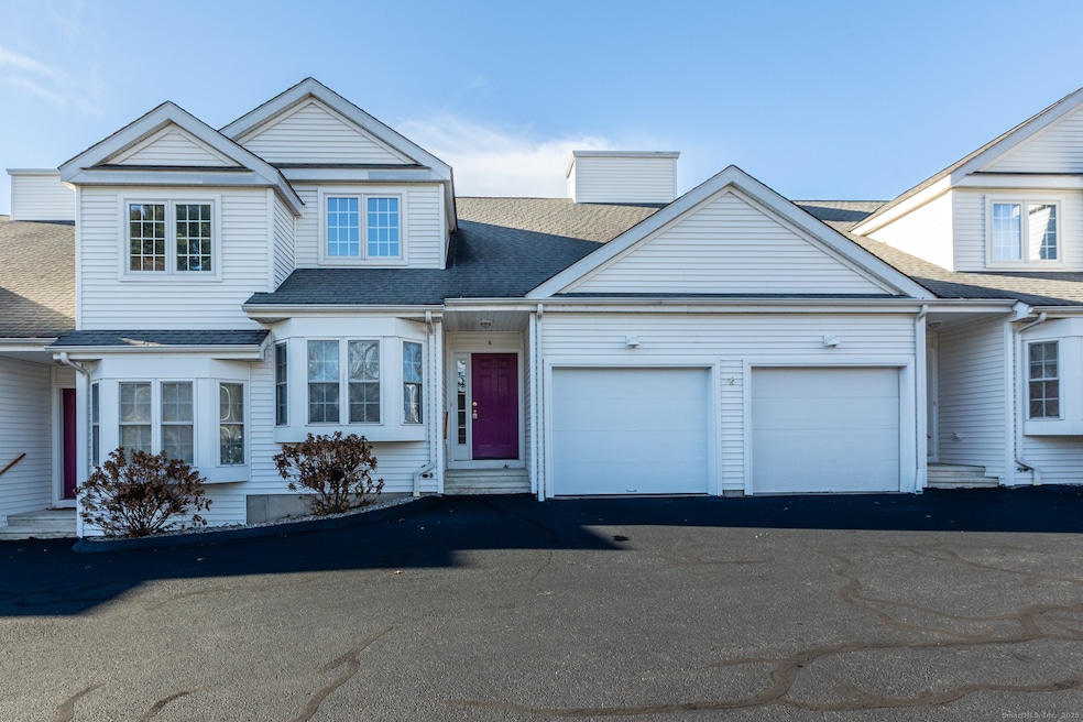 244 Oakland St unit E, Manchester, CT 06042 - photo 1