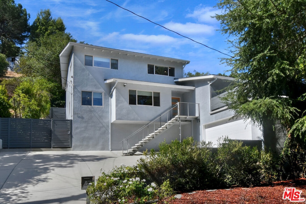 Pending $1,599,000