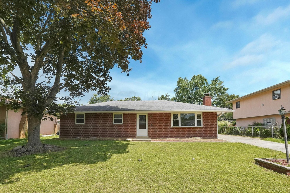 1242 Saling Dr, Columbus, OH 43229 - photo 1