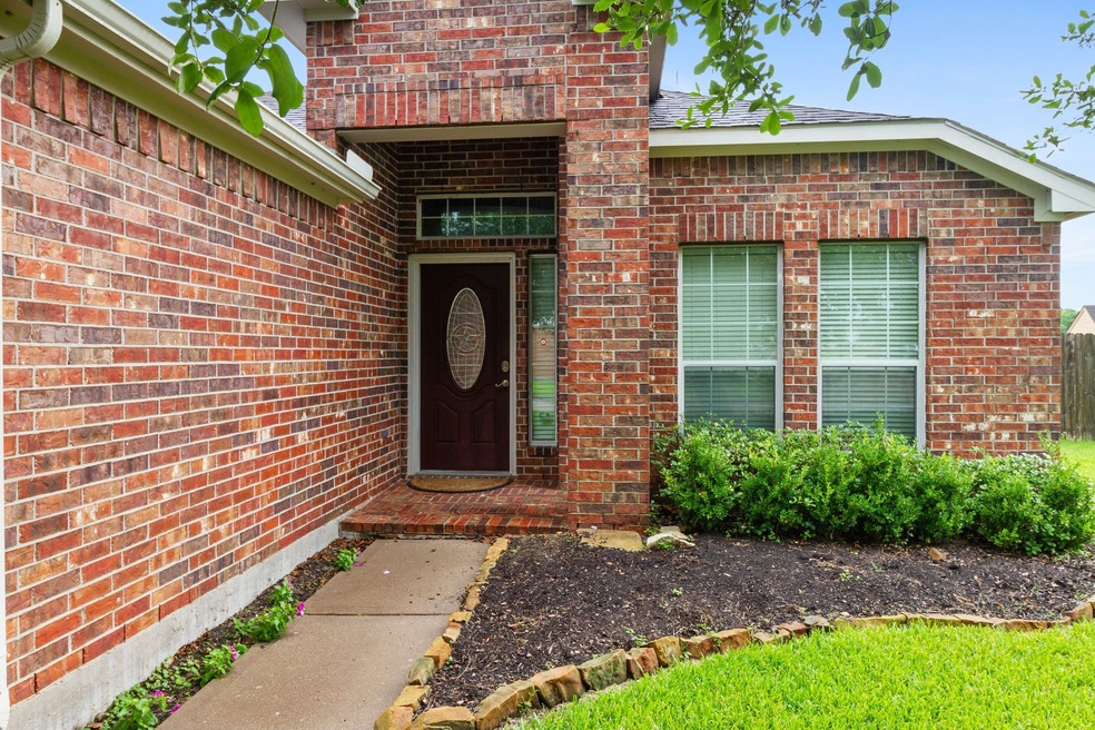 3404 Tweed Way, Pearland, TX 77584 - photo 1