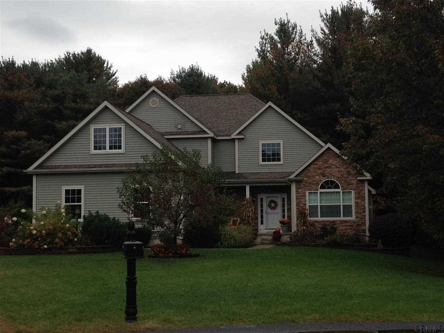 9 Benedict Ct, Ballston Spa, NY 12020 - photo 1