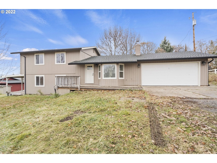 13644 Agate Rd, Eagle Point, OR 97524 - photo 1