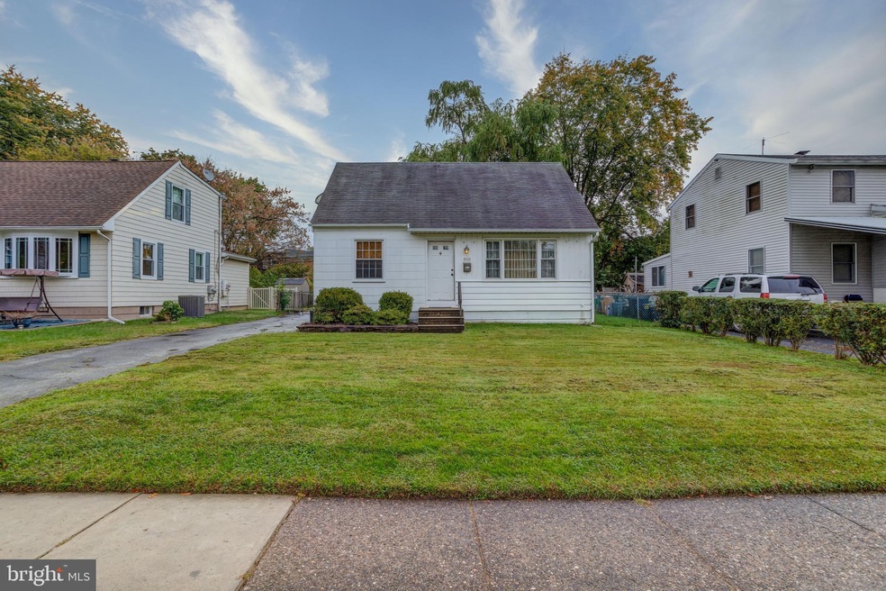 810 Fairview Rd, Swarthmore, PA 19081 - photo 1