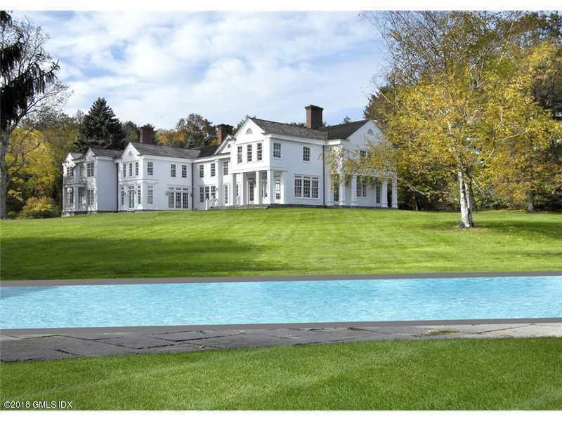 Stunning Property with Pool