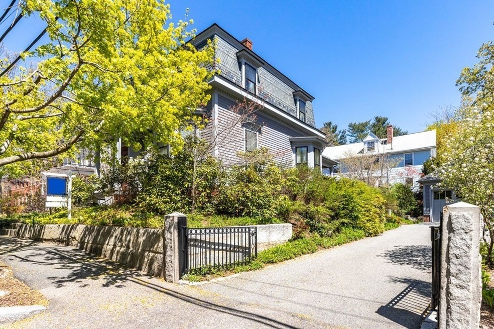 19 Maple St, Arlington, MA 02476 - photo 1