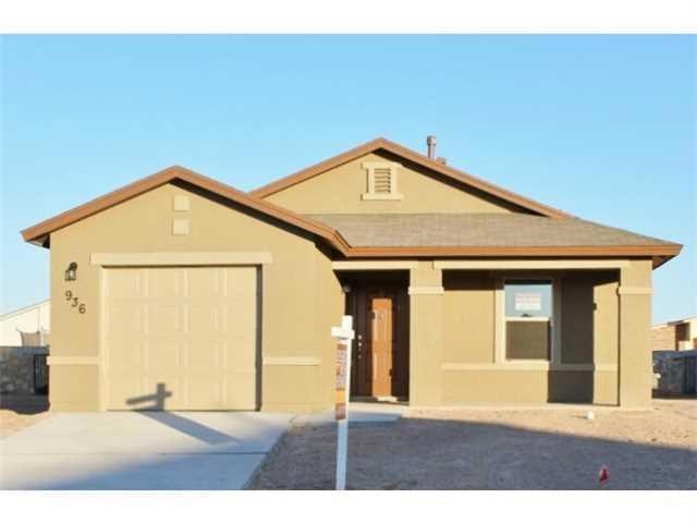 936 Soloma Place, Horizon City, TX 79928 - photo 1