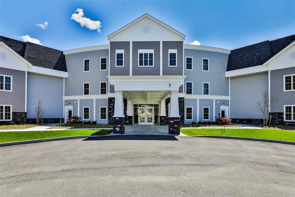 The Club at Meadowbrook unit UPH303, Salem, NH 03079 - photo 1