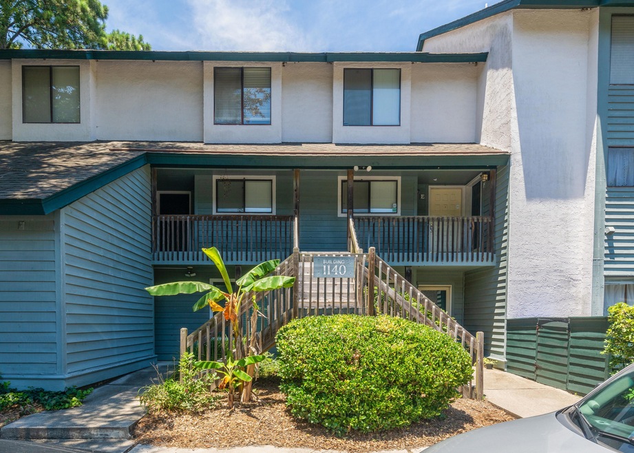 1140 Hidden Cove Drive, C