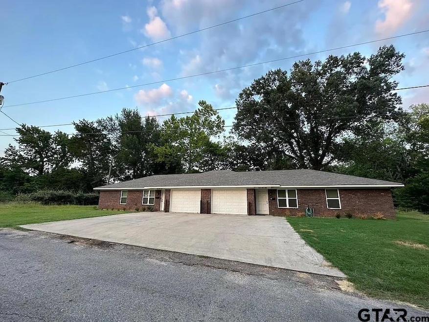 For Rent $1,300/month • Co-Listing Agent