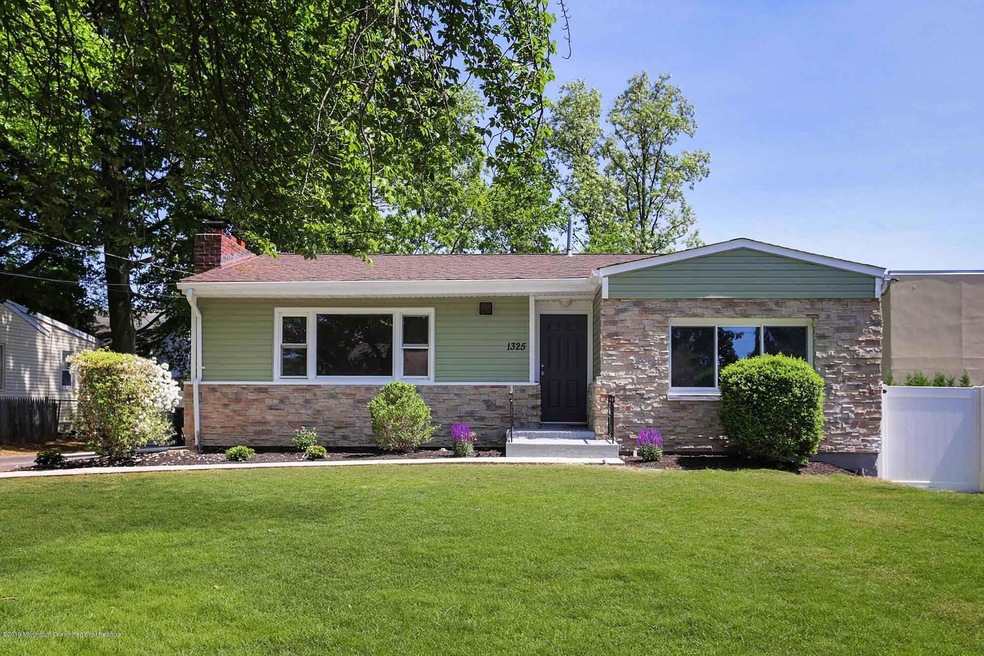 1325 W 6th St, Piscataway, NJ 08854 - photo 1