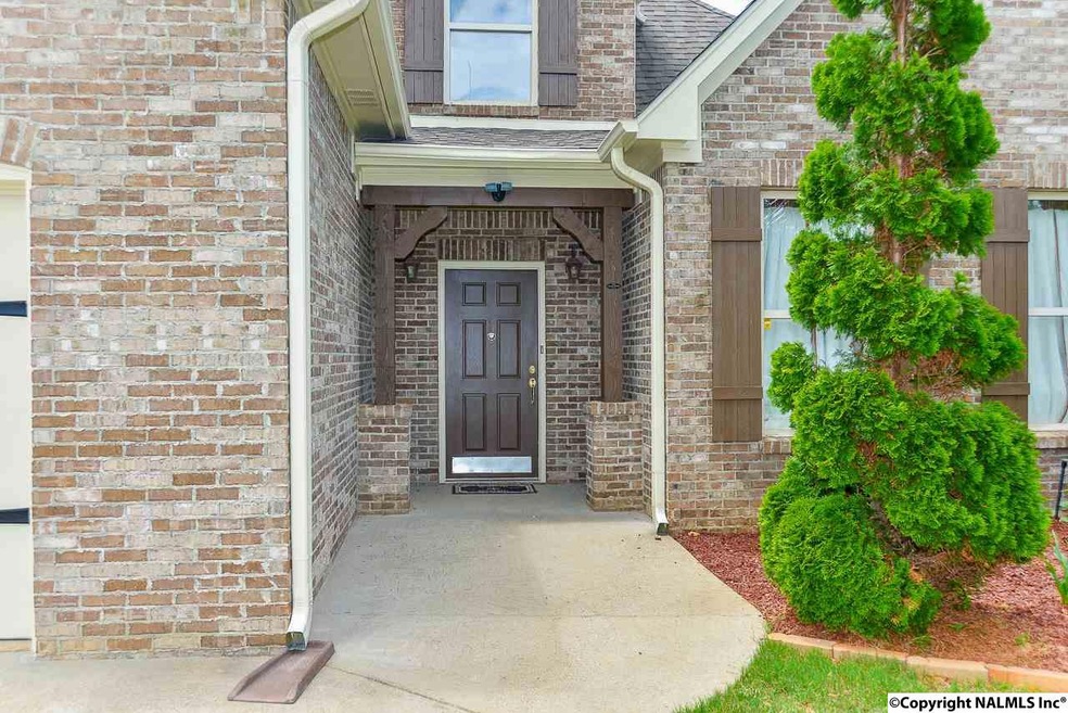 15 MAPLE GROVE BLVD.  LAKE FOREST LIVING...