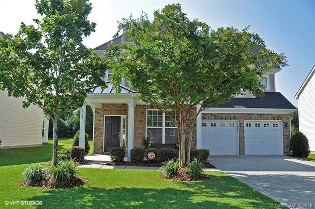 Wonderful curb appeal!