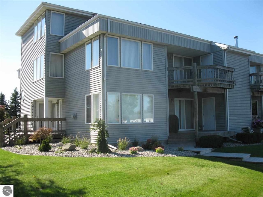 3079 E Midshipman Dr, Au Gres, MI 48703 - photo 1