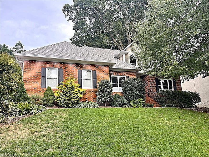 Under Contract $579,900