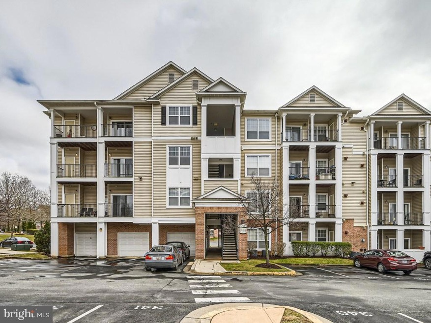 13500 Derry Glen Ct unit 301, Germantown, MD 20874 - photo 1