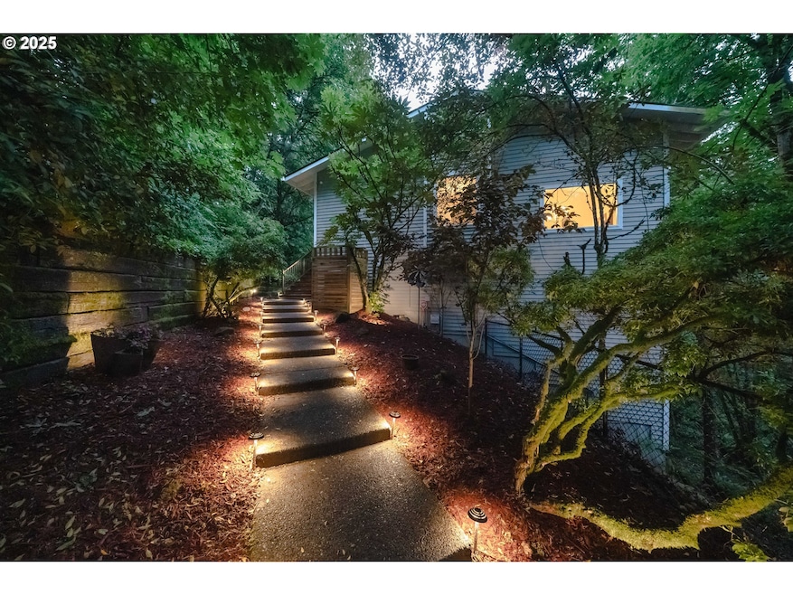 17867 Sundown Ct, Lake Oswego, OR 97034 - photo 1