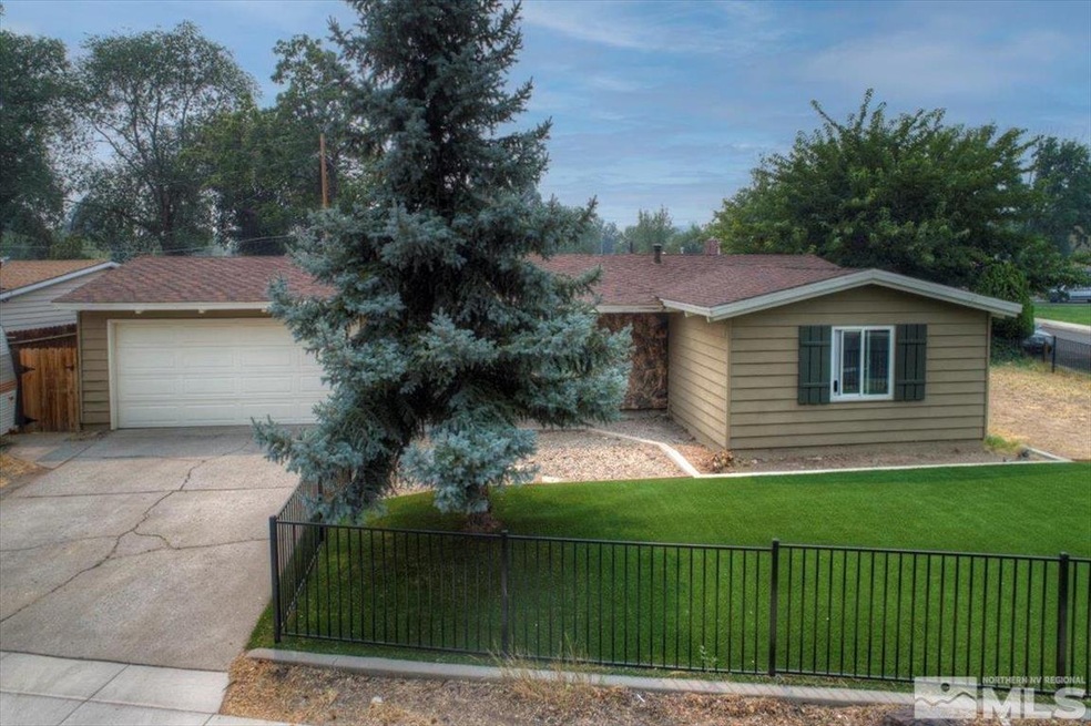 1013 Sbragia Way, Sparks, NV 89431 - photo 1