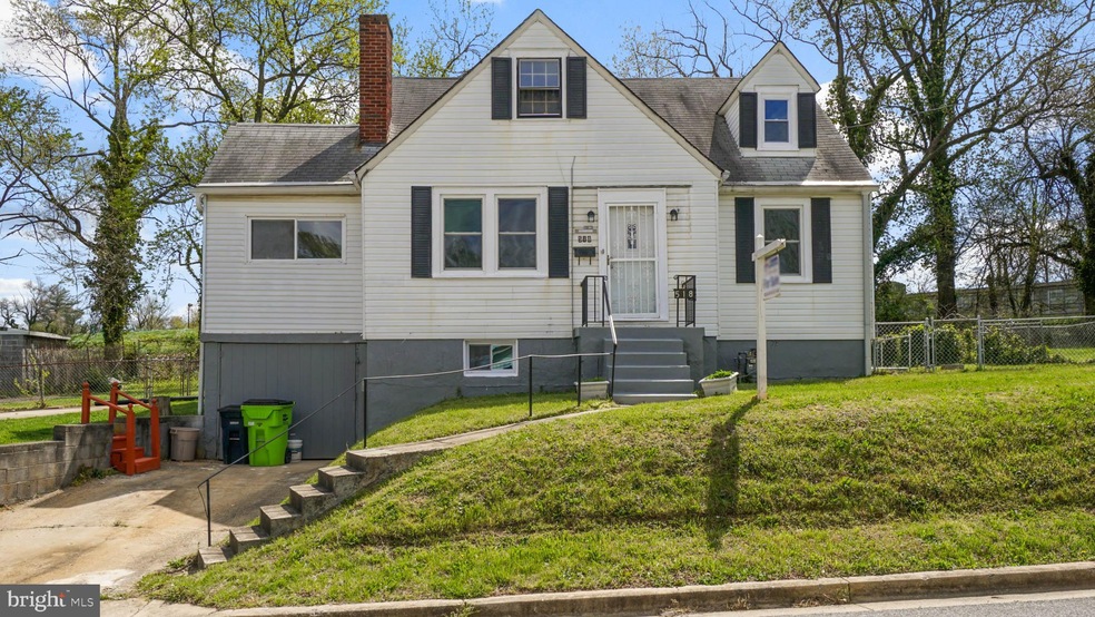 518 Capitol Heights Blvd, Capitol Heights, MD 20743 - photo 1