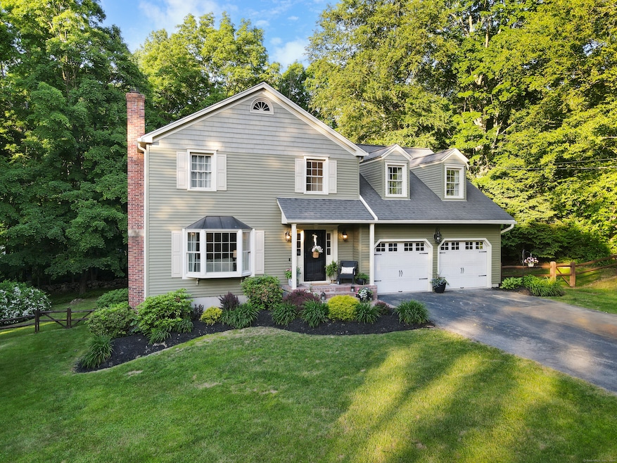 52 Hull Rd, Seymour, CT 06483 - photo 1