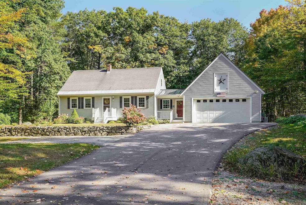 122 Barden Hill Rd, Hillsborough, NH 03244 - photo 1