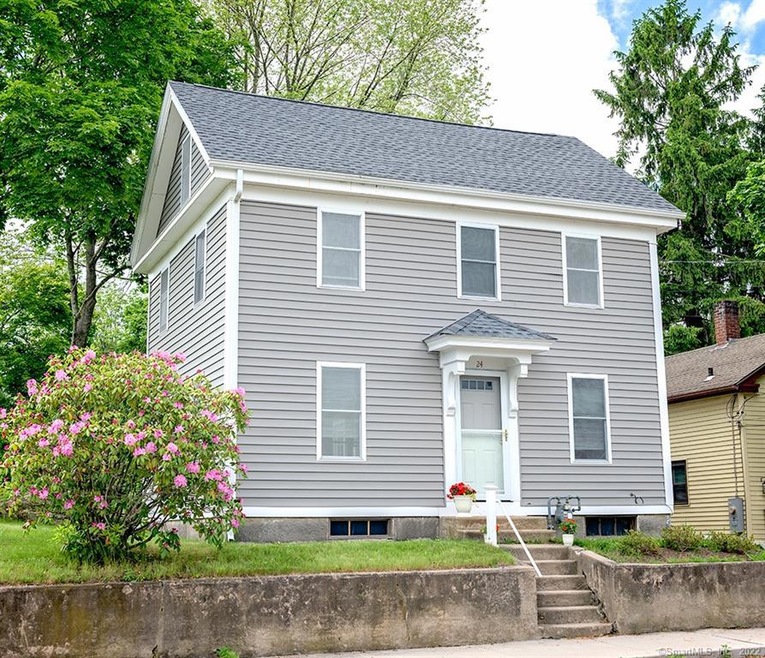 24 Morgan St, Pawcatuck, CT 06379 - photo 1