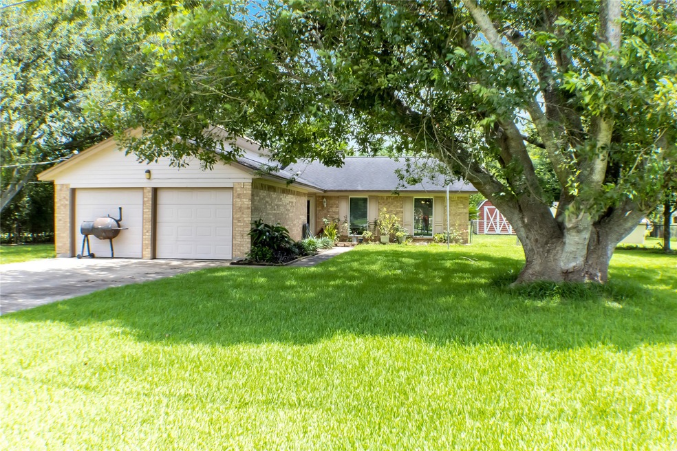 8925 Mustang Bayou Rd unit 95, Manvel, TX 77578 - photo 1