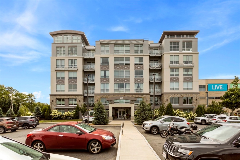 Elliott Landing by Cummings unit 112, Beverly, MA 01915 - photo 1