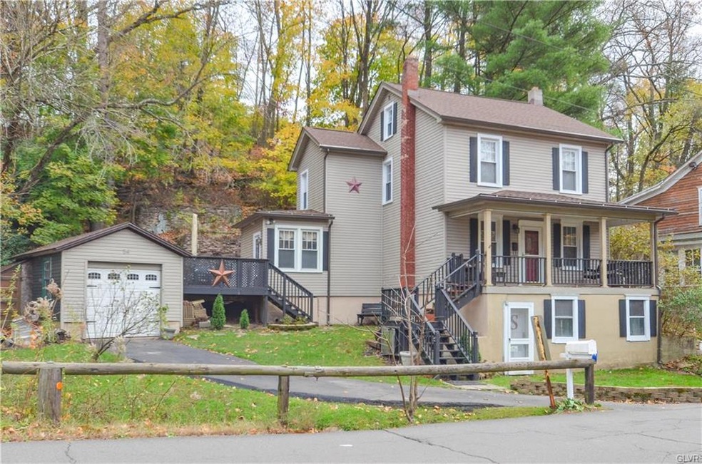 54 Wilbur St, Weatherly, PA 18255 - photo 1