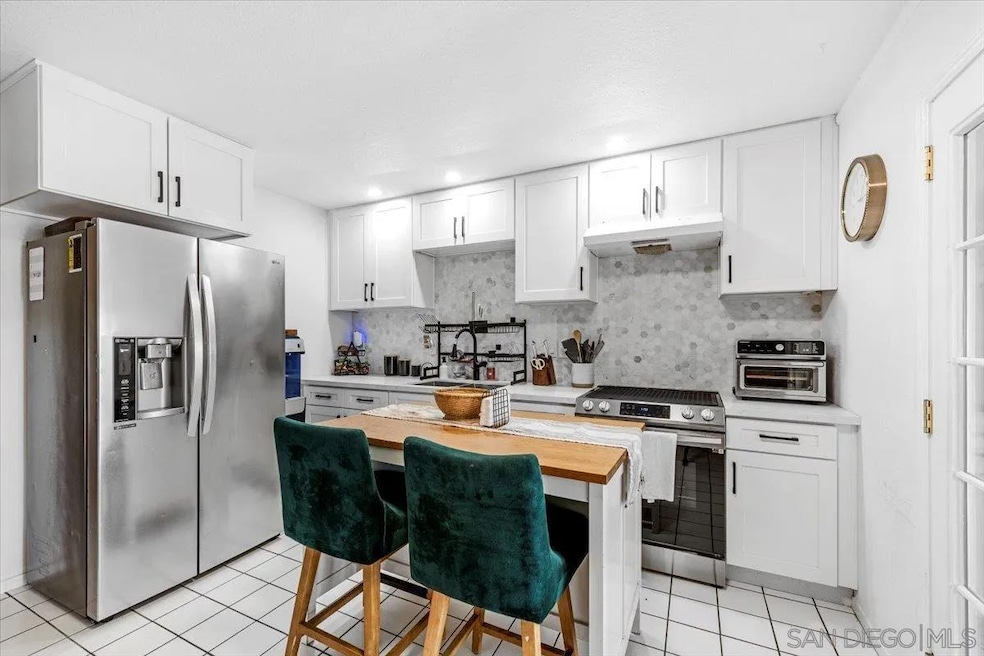 2127 Berry St, Lemon Grove, CA 91945 - photo 1